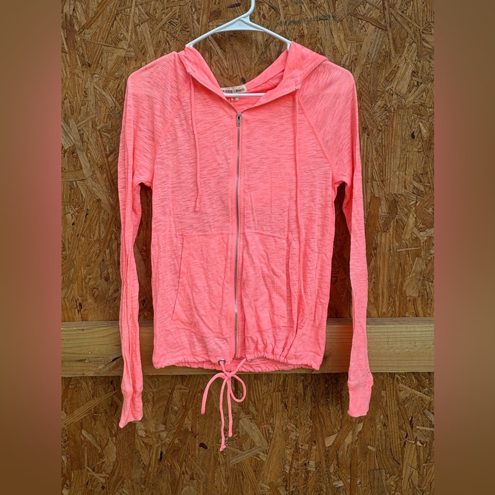 Lightweight Zipup NWT